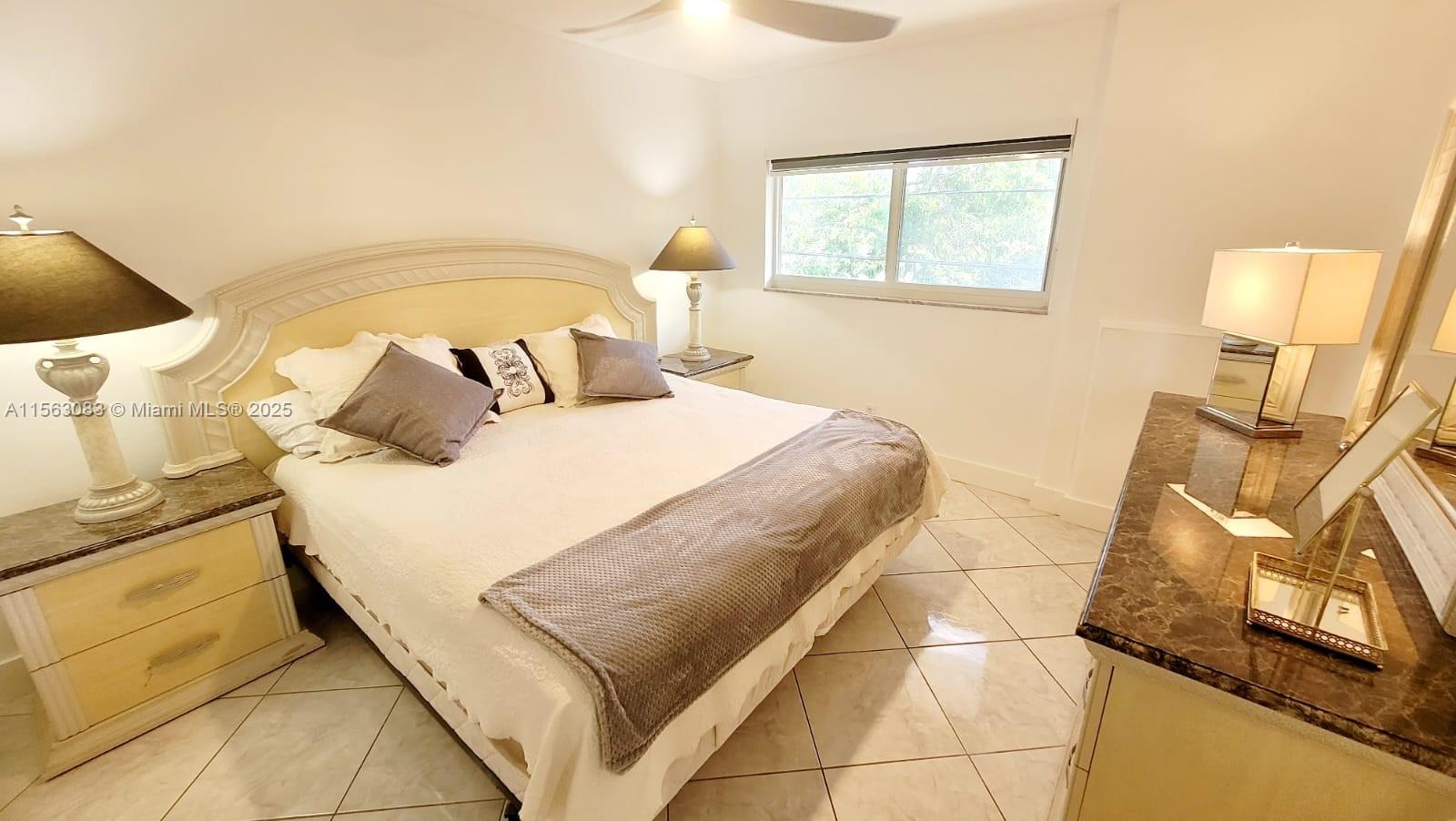 1100 Atlantic Shores Blvd 405, Hallandale Beach, Florida 33009, 1 Bedroom Bedrooms, ,1 BathroomBathrooms,Residentiallease,For Rent,1100 Atlantic Shores Blvd 405,A11563083