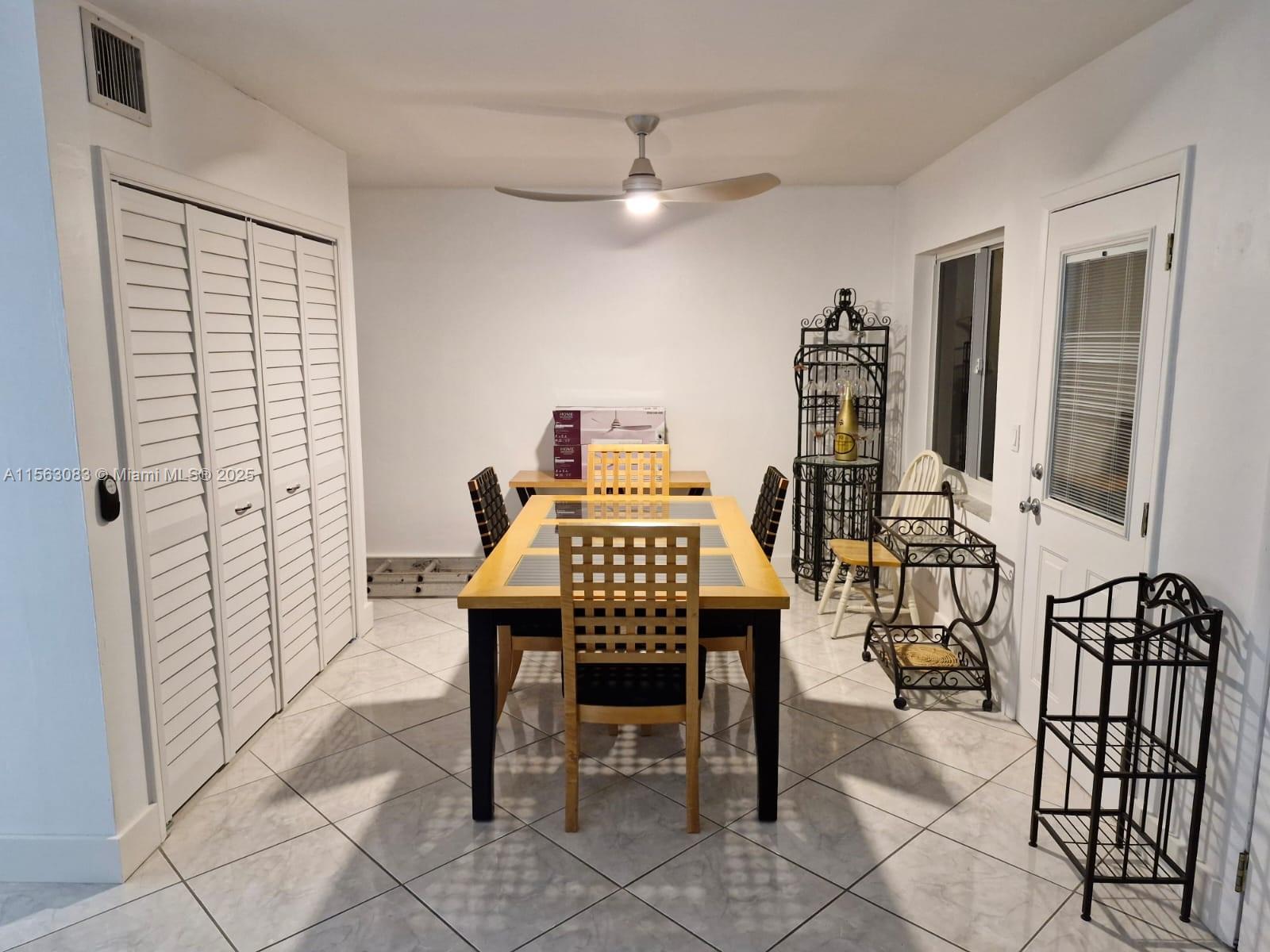 1100 Atlantic Shores Blvd 405, Hallandale Beach, Florida 33009, 1 Bedroom Bedrooms, ,1 BathroomBathrooms,Residentiallease,For Rent,1100 Atlantic Shores Blvd 405,A11563083