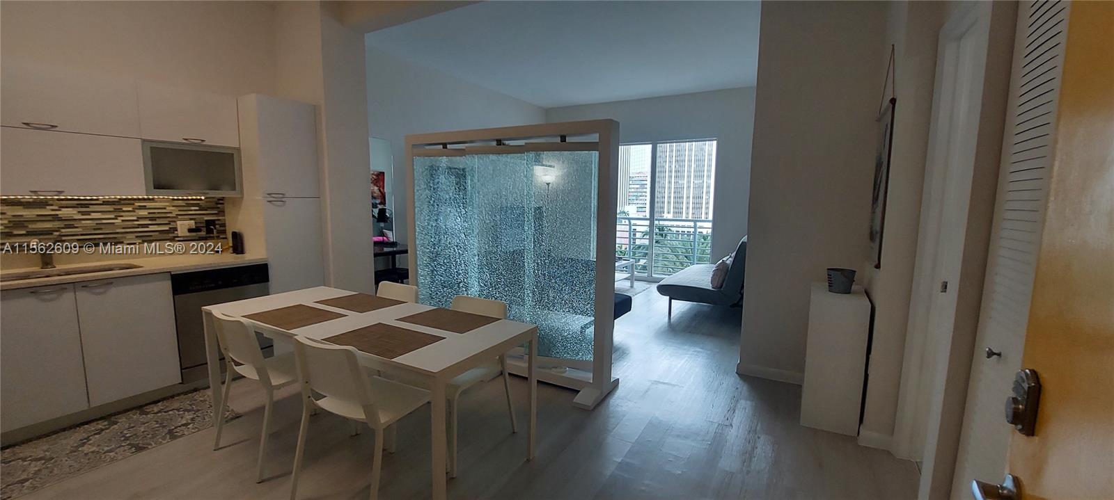 234 NE 3rd St 1508, Miami, Florida 33132, 1 Bedroom Bedrooms, ,1 BathroomBathrooms,Residential,For Sale,234 NE 3rd St 1508,A11562609