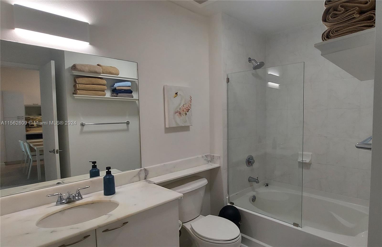 234 NE 3rd St 1508, Miami, Florida 33132, 1 Bedroom Bedrooms, ,1 BathroomBathrooms,Residential,For Sale,234 NE 3rd St 1508,A11562609