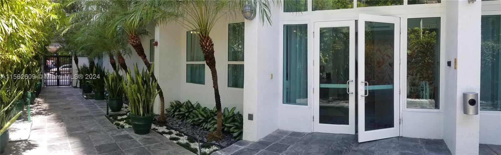 234 NE 3rd St 1508, Miami, Florida 33132, 1 Bedroom Bedrooms, ,1 BathroomBathrooms,Residential,For Sale,234 NE 3rd St 1508,A11562609