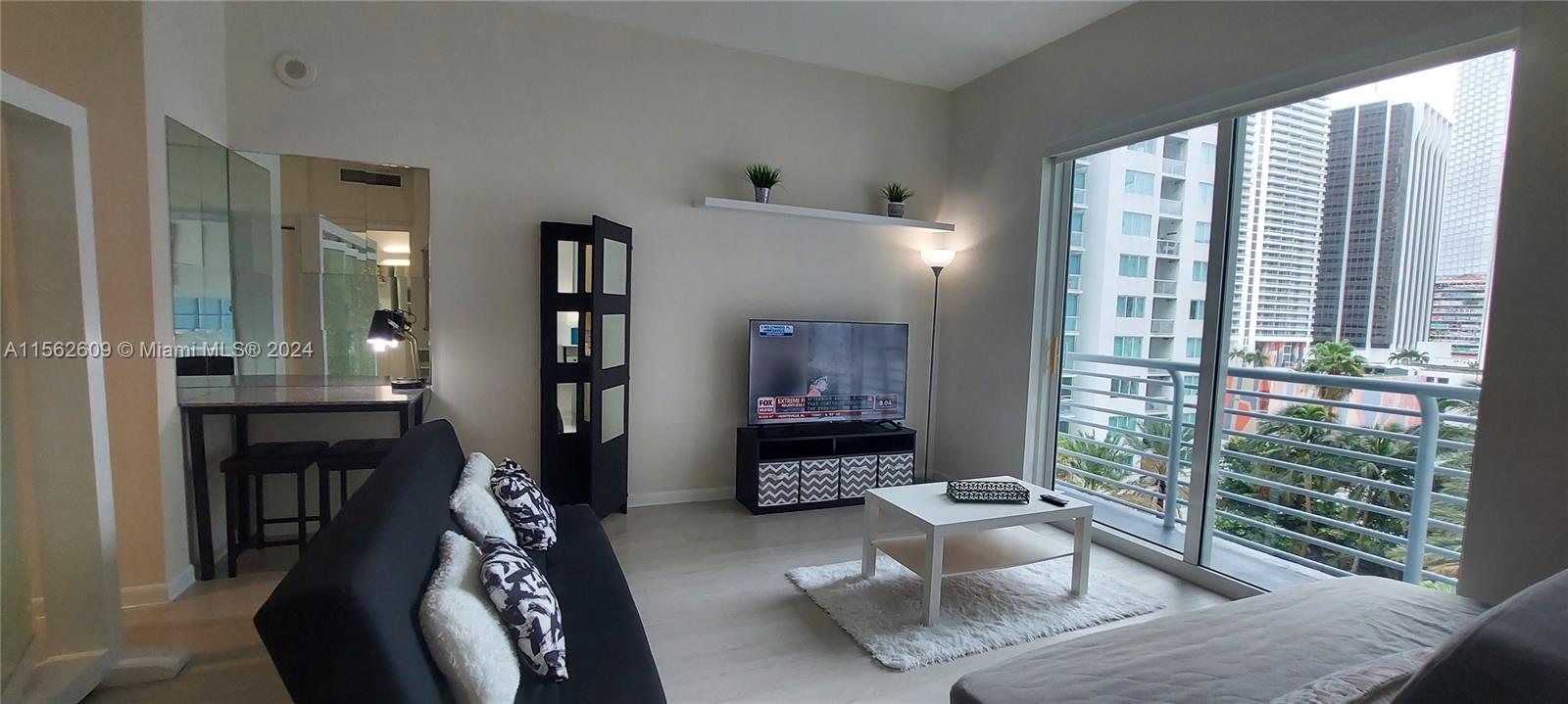 234 NE 3rd St 1508, Miami, Florida 33132, 1 Bedroom Bedrooms, ,1 BathroomBathrooms,Residential,For Sale,234 NE 3rd St 1508,A11562609