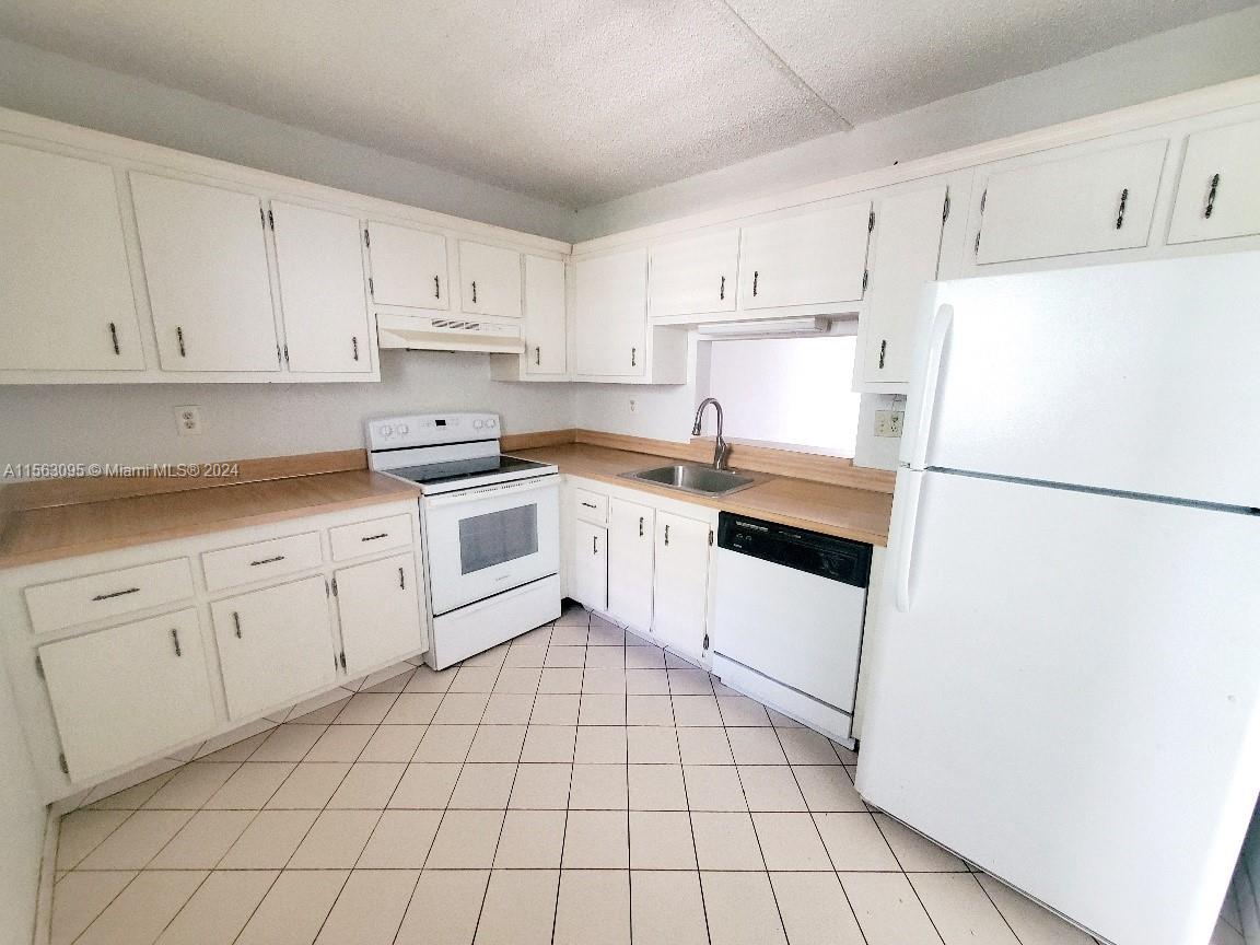 1810 N Lauderdale Ave 2209, North Lauderdale, Florida 33068, 2 Bedrooms Bedrooms, ,2 BathroomsBathrooms,Residential,For Sale,1810 N Lauderdale Ave 2209,A11563095