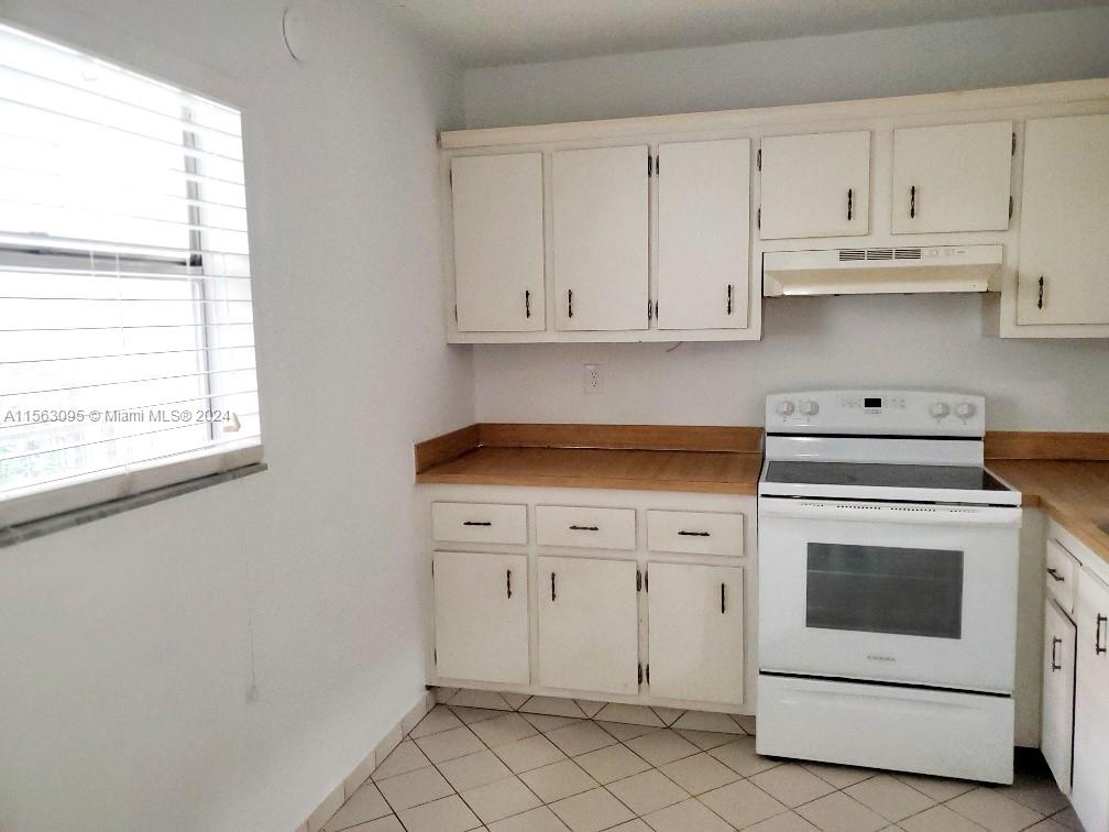 1810 N Lauderdale Ave 2209, North Lauderdale, Florida 33068, 2 Bedrooms Bedrooms, ,2 BathroomsBathrooms,Residential,For Sale,1810 N Lauderdale Ave 2209,A11563095