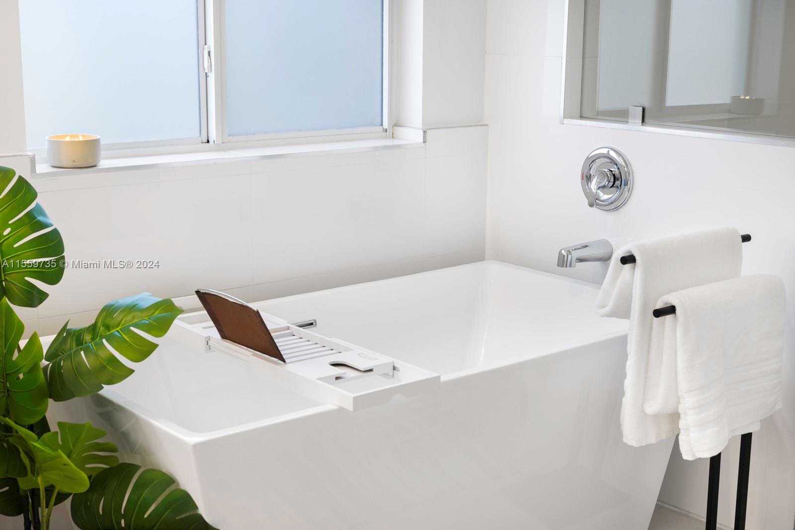 17901 SW 152nd Ave ., Miami, Florida 33187, 6 Bedrooms Bedrooms, ,3 BathroomsBathrooms,Residentiallease,For Rent,17901 SW 152nd Ave .,A11559735