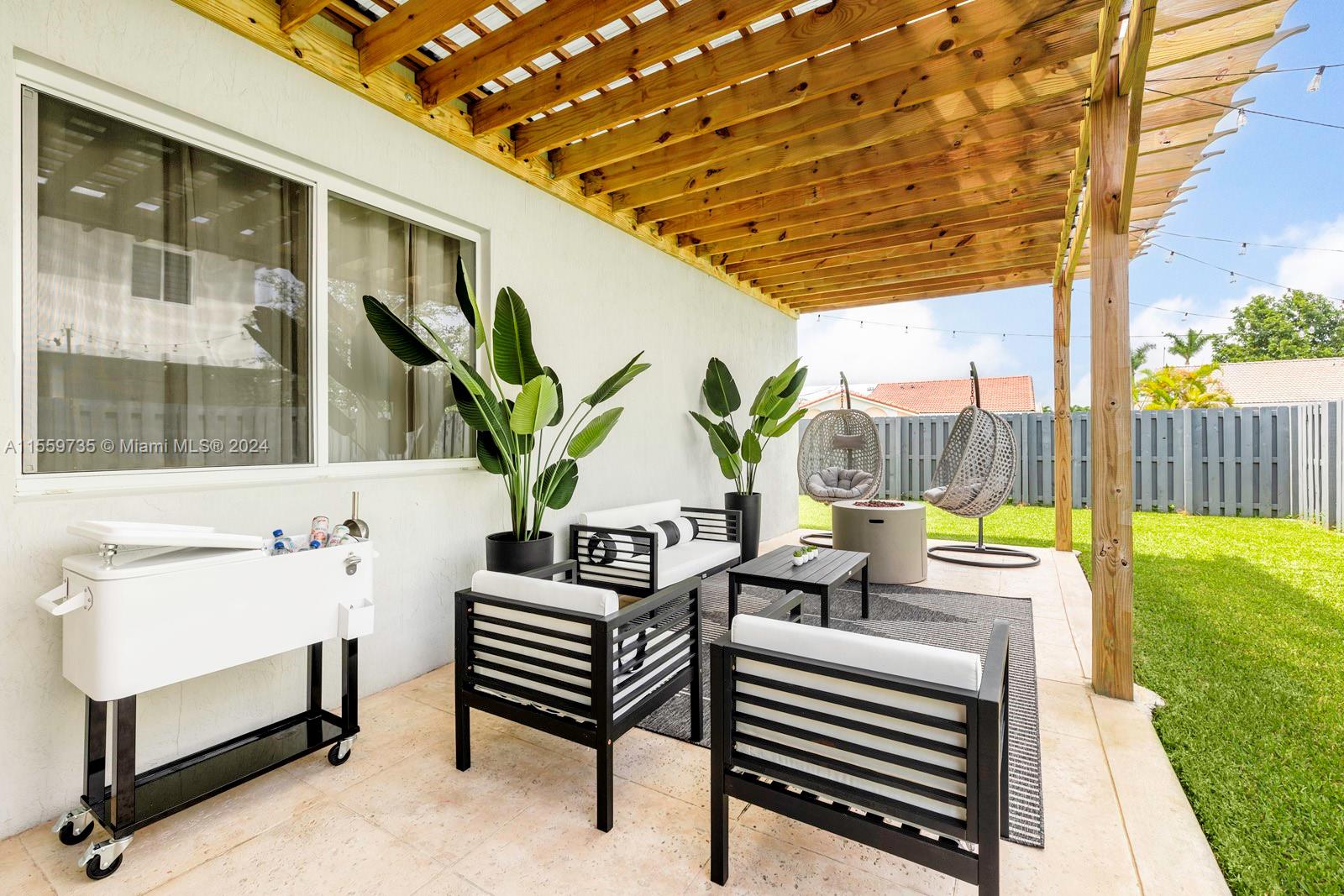 17901 SW 152nd Ave ., Miami, Florida 33187, 6 Bedrooms Bedrooms, ,3 BathroomsBathrooms,Residentiallease,For Rent,17901 SW 152nd Ave .,A11559735