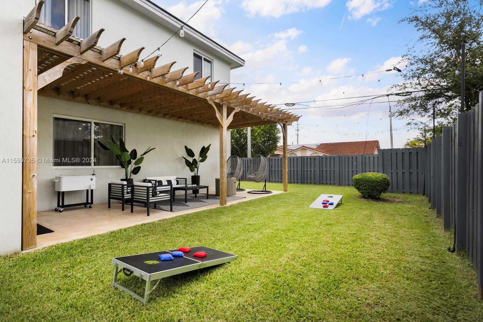 17901 SW 152nd Ave ., Miami, Florida 33187, 6 Bedrooms Bedrooms, ,3 BathroomsBathrooms,Residentiallease,For Rent,17901 SW 152nd Ave .,A11559735