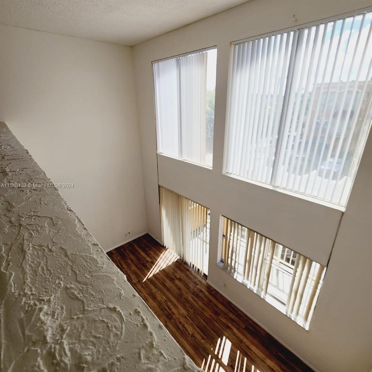 18051 NW 68th Ave K202, Hialeah, Florida 33015, 1 Bedroom Bedrooms, ,1 BathroomBathrooms,Residentiallease,For Rent,18051 NW 68th Ave K202,A11563133