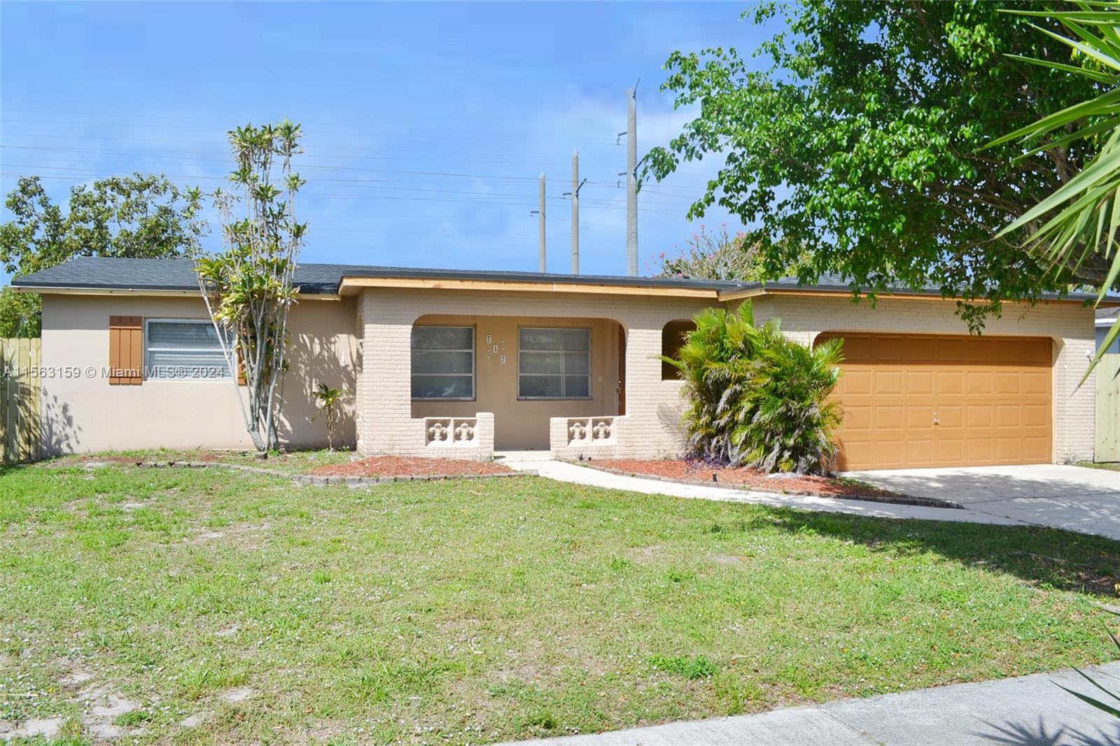 717 NW 70th Way  For Sale A11563159, FL