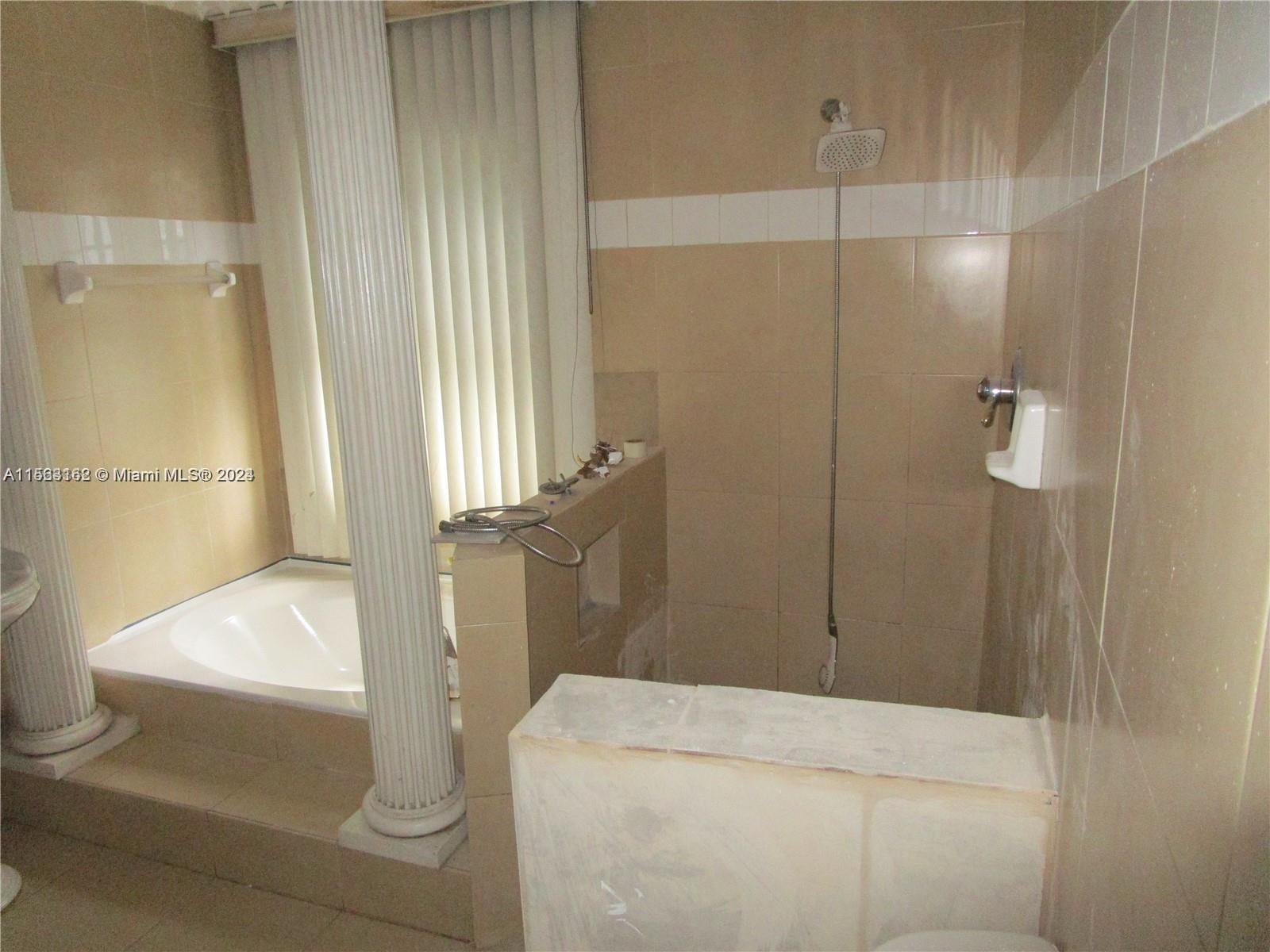 2437 Dewey St, Hollywood, Florida 33020, 5 Bedrooms Bedrooms, ,4 BathroomsBathrooms,Residential,For Sale,2437 Dewey St,A11563162