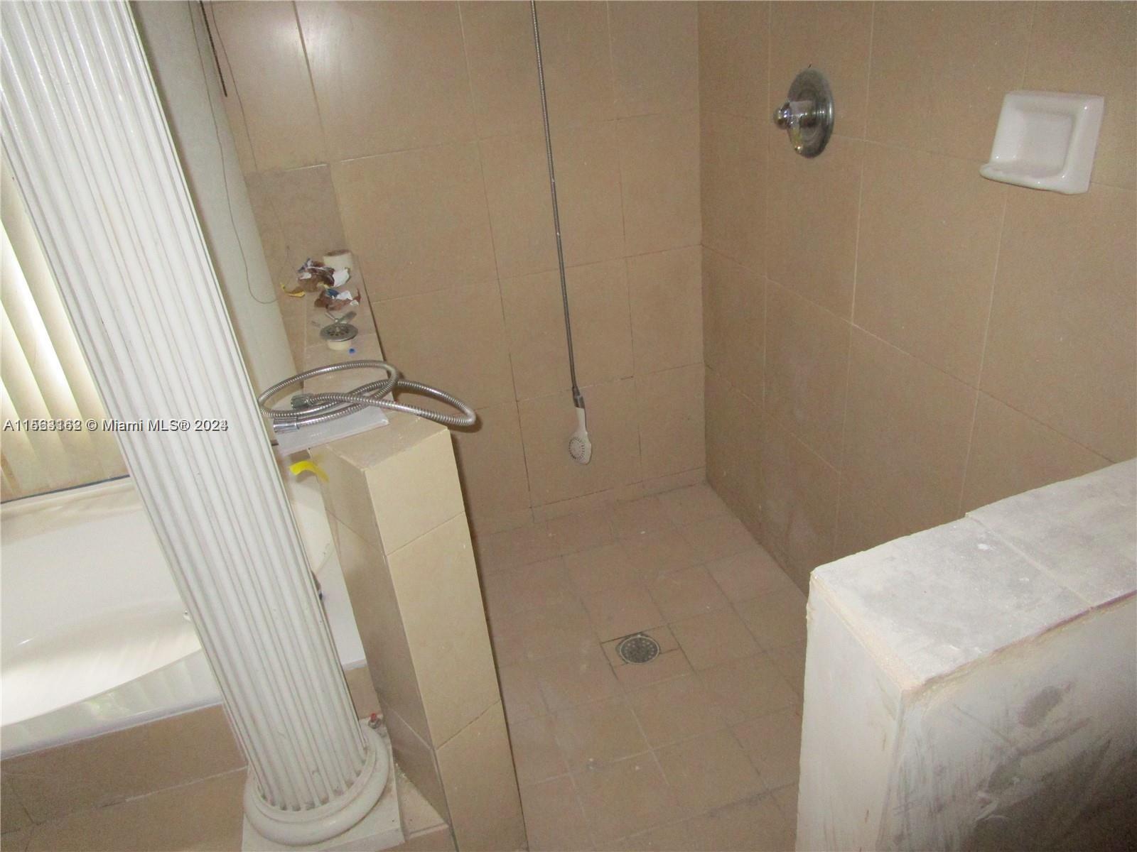 2437 Dewey St, Hollywood, Florida 33020, 5 Bedrooms Bedrooms, ,4 BathroomsBathrooms,Residential,For Sale,2437 Dewey St,A11563162