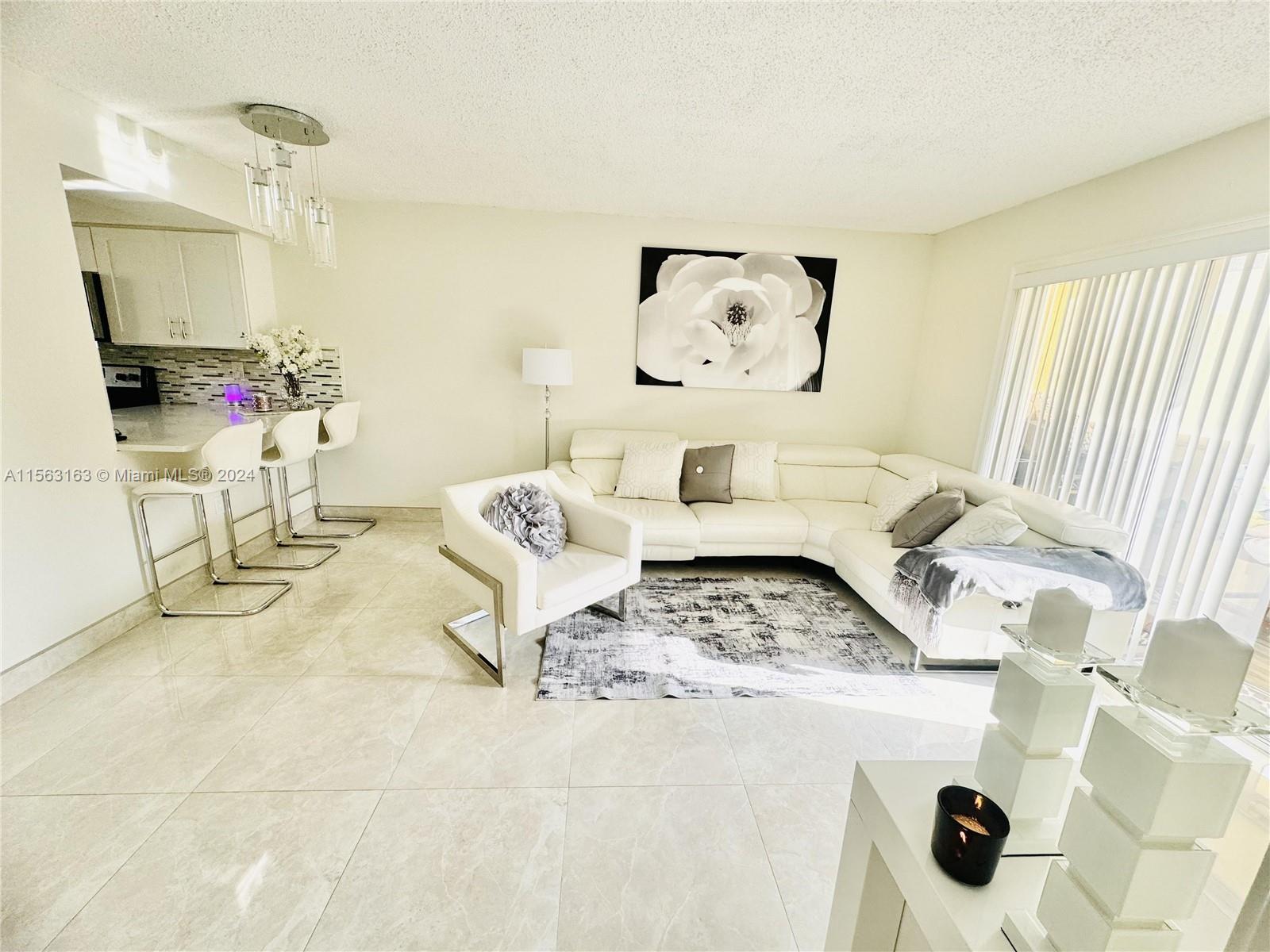 14961 SW 82nd Ln 21-301, Miami, Florida 33193, 1 Bedroom Bedrooms, ,1 BathroomBathrooms,Residentiallease,For Rent,14961 SW 82nd Ln 21-301,A11563163