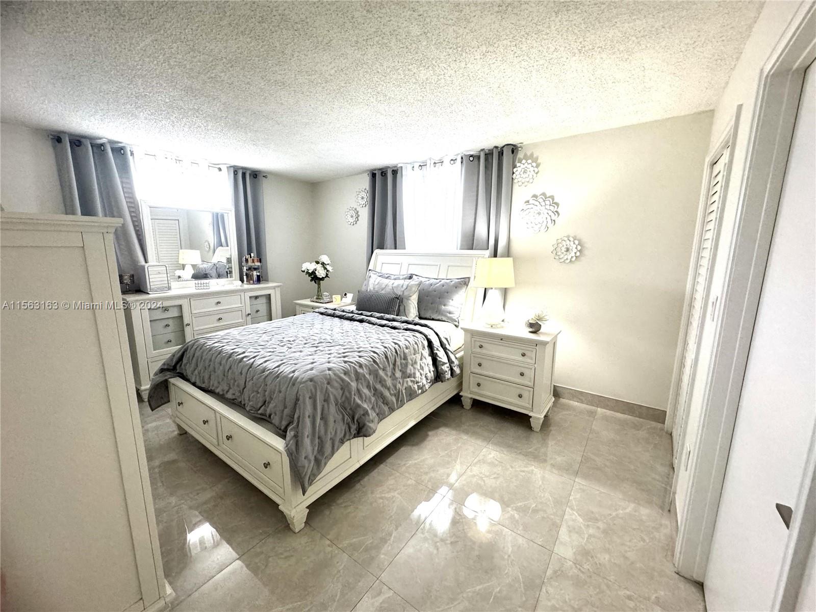 14961 SW 82nd Ln 21-301, Miami, Florida 33193, 1 Bedroom Bedrooms, ,1 BathroomBathrooms,Residentiallease,For Rent,14961 SW 82nd Ln 21-301,A11563163