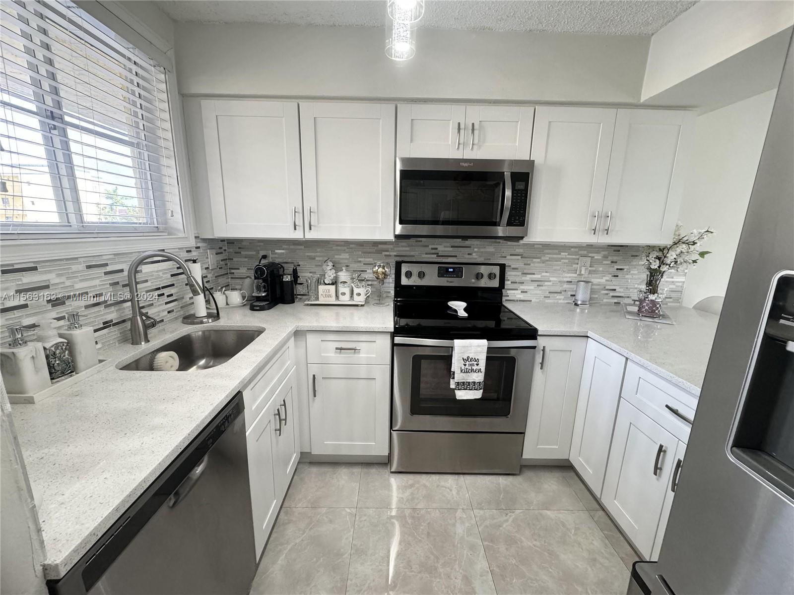 14961 SW 82nd Ln 21-301, Miami, Florida 33193, 1 Bedroom Bedrooms, ,1 BathroomBathrooms,Residentiallease,For Rent,14961 SW 82nd Ln 21-301,A11563163