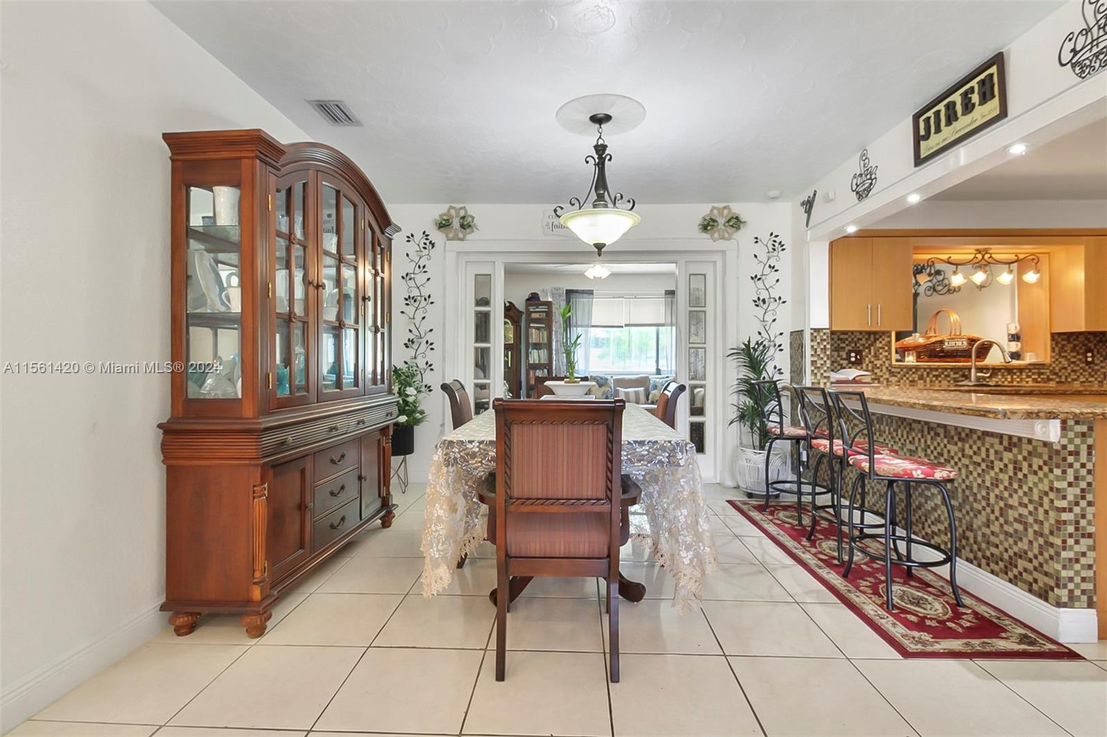 6800 SW 8th St, Pembroke Pines, Florida 33023, 3 Bedrooms Bedrooms, ,2 BathroomsBathrooms,Residential,For Sale,6800 SW 8th St,A11561420