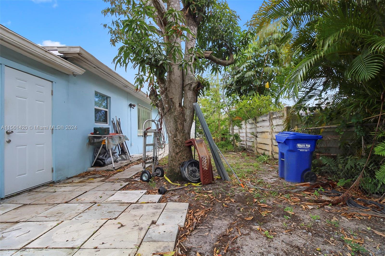 6800 SW 8th St, Pembroke Pines, Florida 33023, 3 Bedrooms Bedrooms, ,2 BathroomsBathrooms,Residential,For Sale,6800 SW 8th St,A11561420