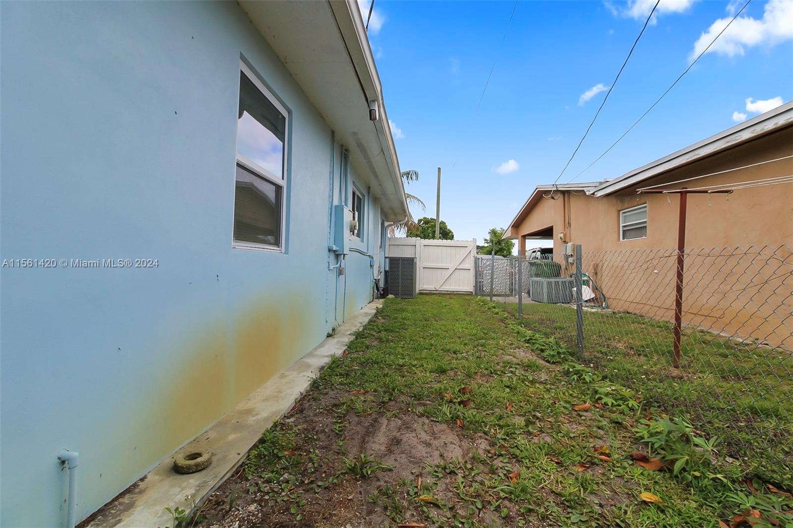 6800 SW 8th St, Pembroke Pines, Florida 33023, 3 Bedrooms Bedrooms, ,2 BathroomsBathrooms,Residential,For Sale,6800 SW 8th St,A11561420