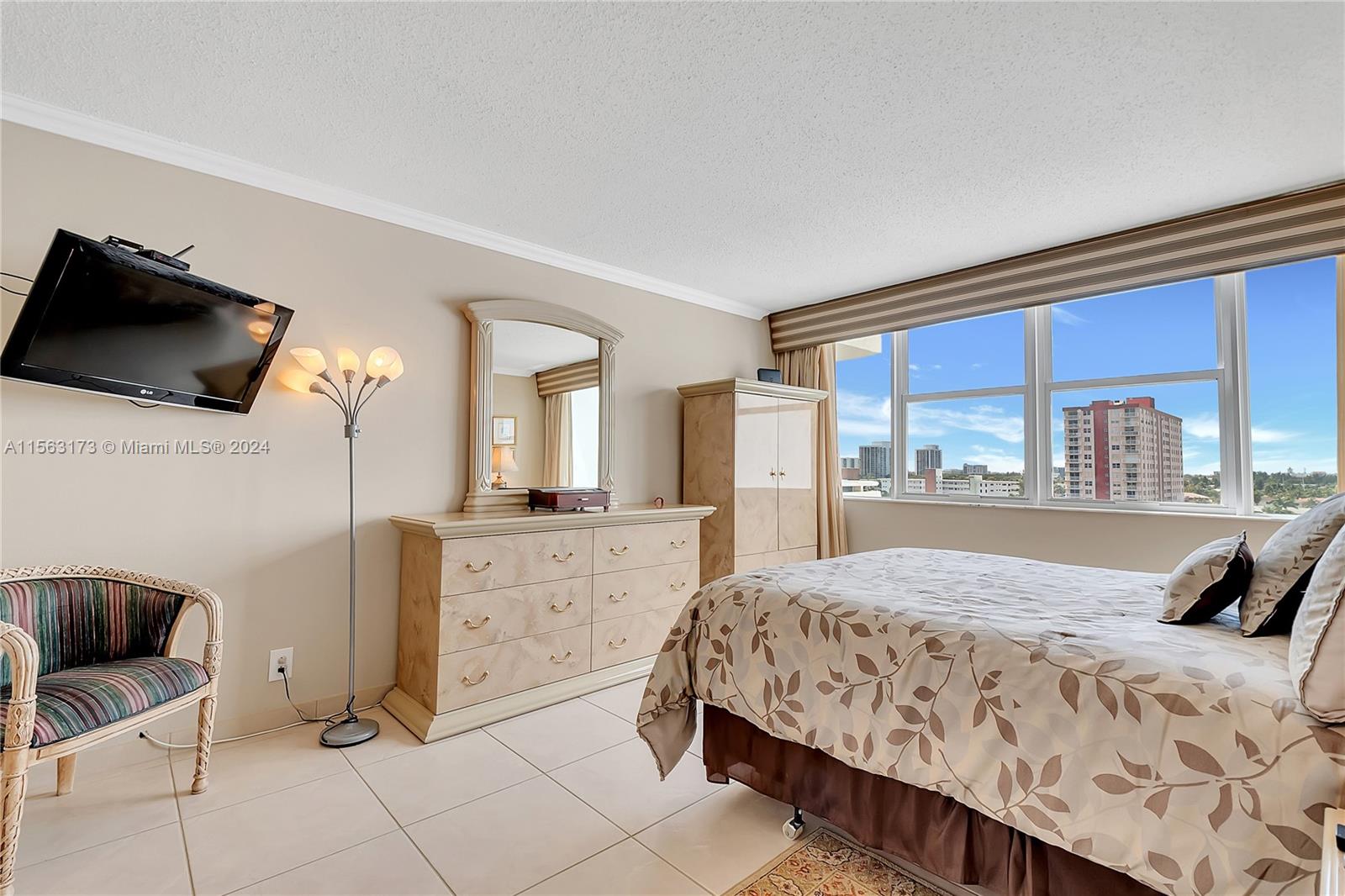 3140 S Ocean Dr 711, Hallandale Beach, Florida 33009, 2 Bedrooms Bedrooms, ,2 BathroomsBathrooms,Residentiallease,For Rent,3140 S Ocean Dr 711,A11563173