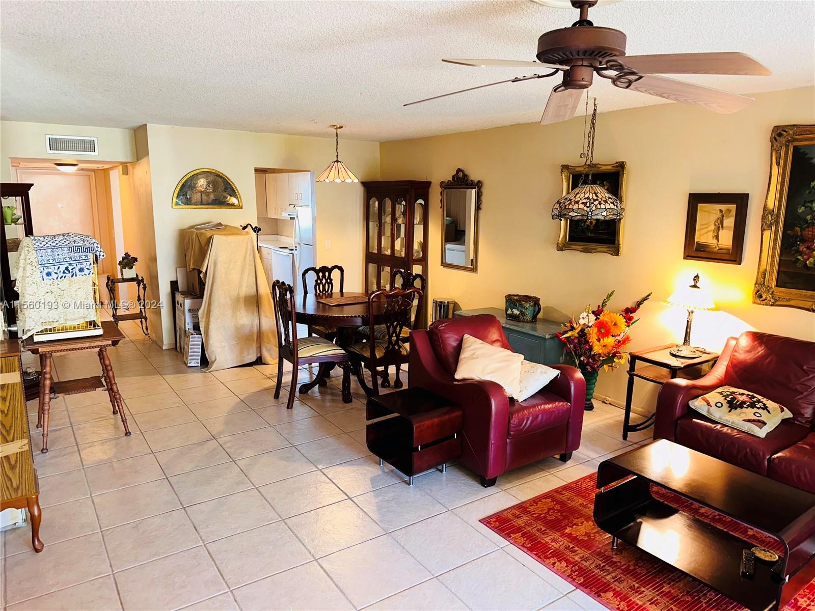 3021 NW 68th St 11G 1/2, Fort Lauderdale, Florida 33309, 3 Bedrooms Bedrooms, ,1 BathroomBathrooms,Residential,For Sale,3021 NW 68th St 11G 1/2,A11560193