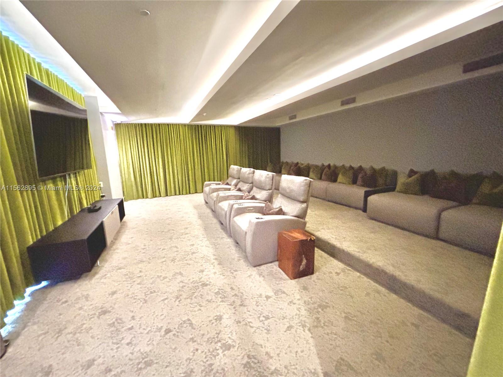 488 NE 18th St 1904, Miami, Florida 33132, 1 Bedroom Bedrooms, ,1 BathroomBathrooms,Residential,For Sale,488 NE 18th St 1904,A11562895