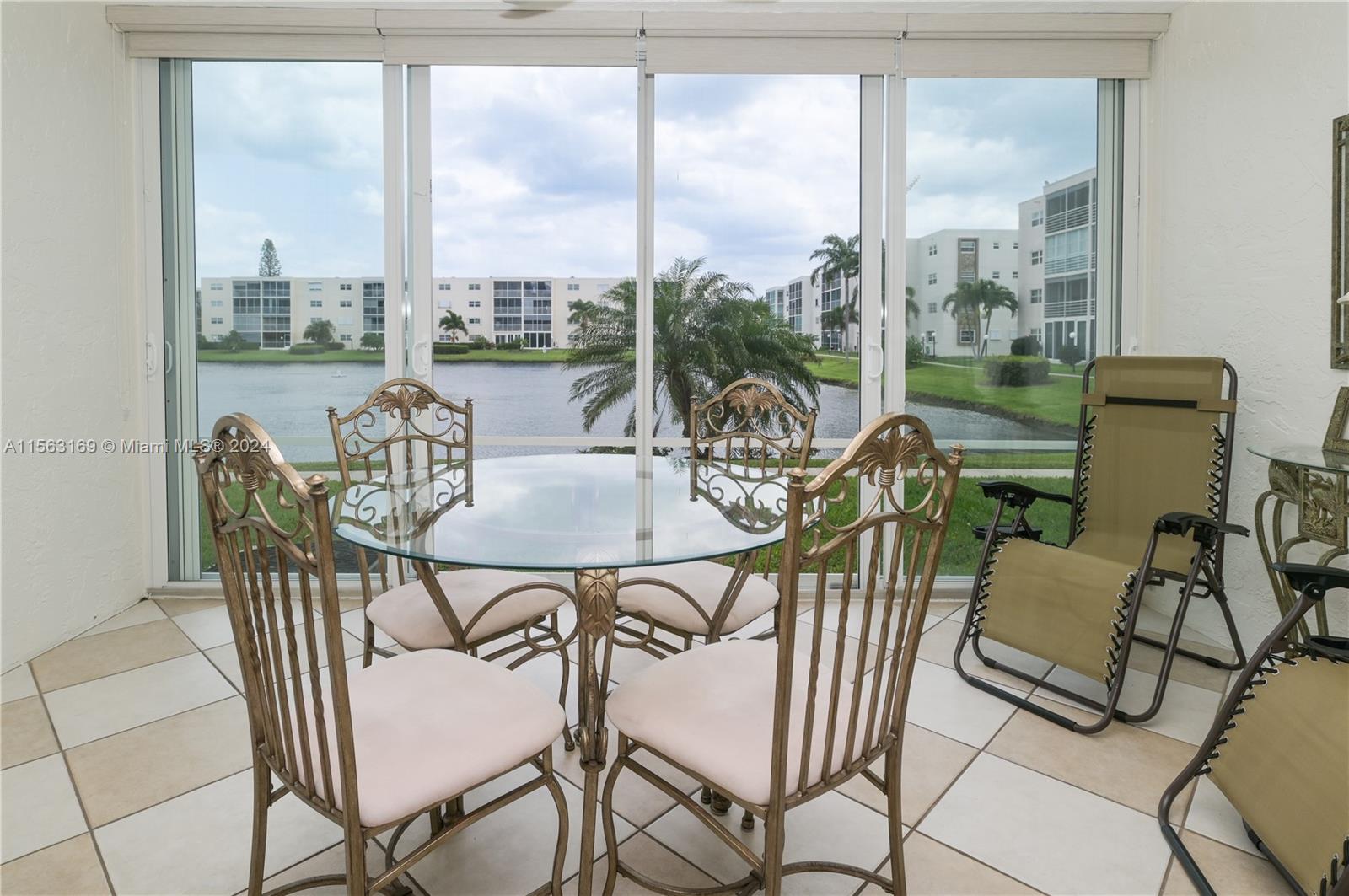 1025 SE 3rd Ave 107, Dania Beach, Florida 33004, 2 Bedrooms Bedrooms, ,2 BathroomsBathrooms,Residential,For Sale,1025 SE 3rd Ave 107,A11563169