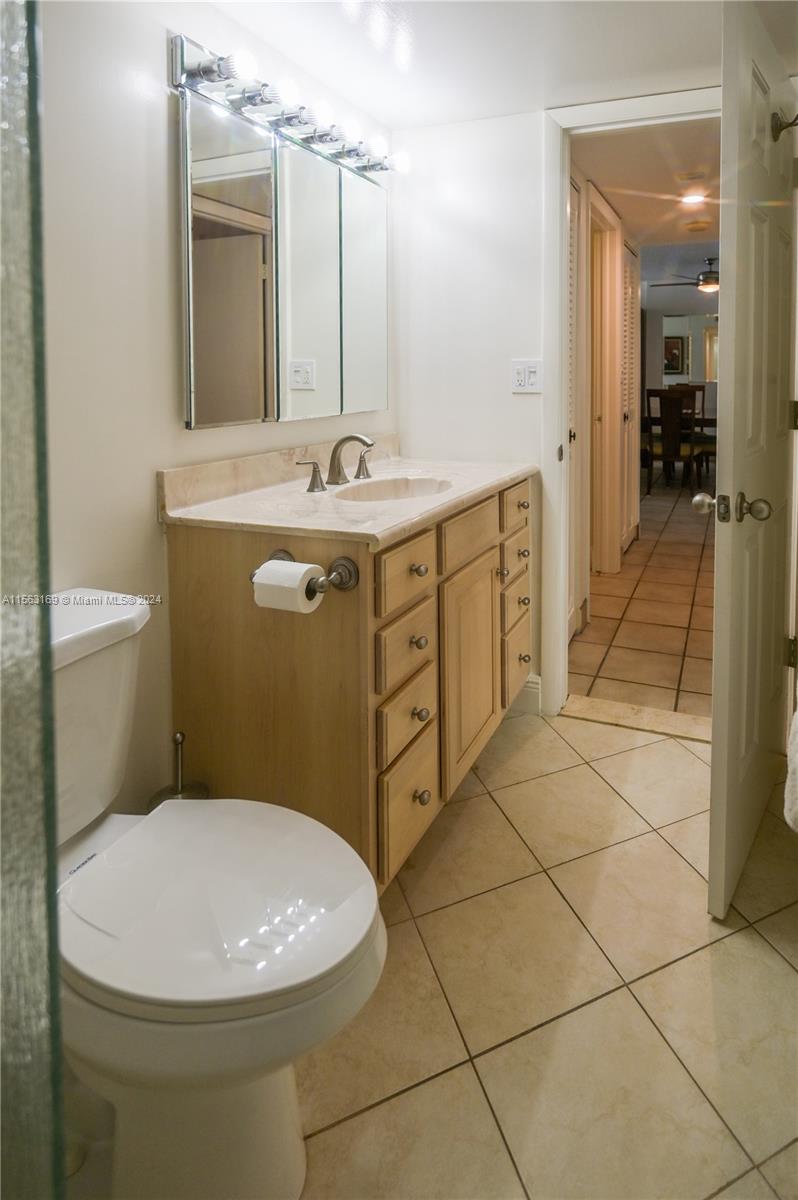 1025 SE 3rd Ave 107, Dania Beach, Florida 33004, 2 Bedrooms Bedrooms, ,2 BathroomsBathrooms,Residential,For Sale,1025 SE 3rd Ave 107,A11563169