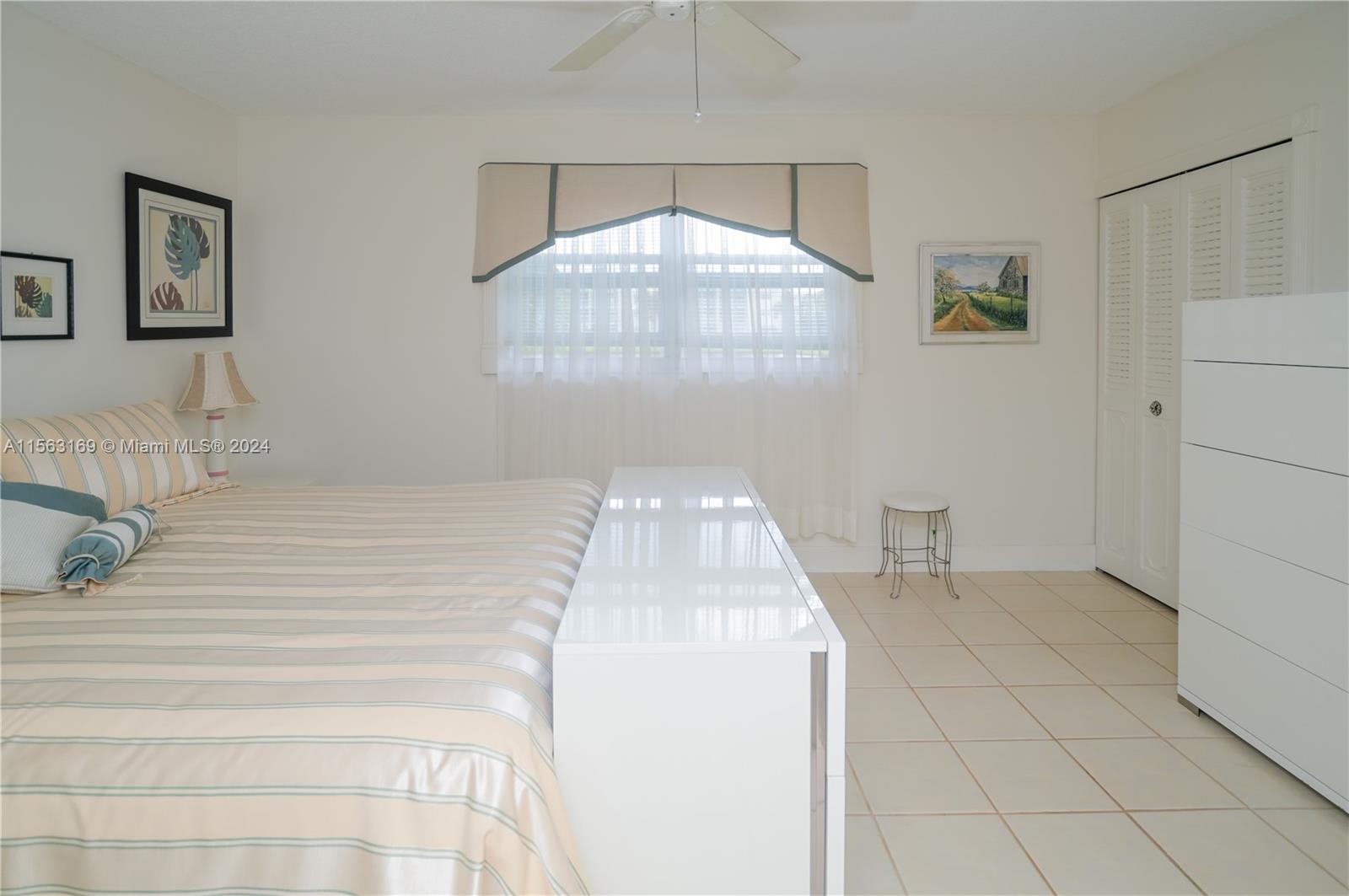 1025 SE 3rd Ave 107, Dania Beach, Florida 33004, 2 Bedrooms Bedrooms, ,2 BathroomsBathrooms,Residential,For Sale,1025 SE 3rd Ave 107,A11563169