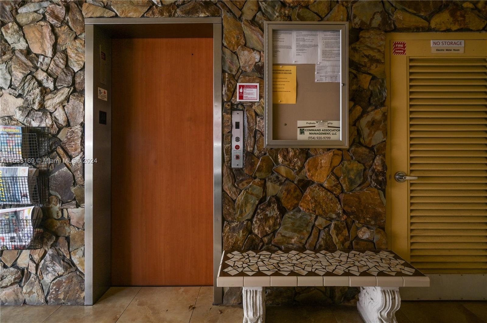 1025 SE 3rd Ave 107, Dania Beach, Florida 33004, 2 Bedrooms Bedrooms, ,2 BathroomsBathrooms,Residential,For Sale,1025 SE 3rd Ave 107,A11563169