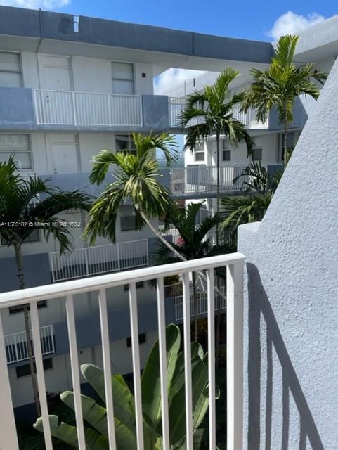 1801 S Treasure Dr 412, North Bay Village, Florida 33141, 1 Bedroom Bedrooms, ,1 BathroomBathrooms,Residentiallease,For Rent,1801 S Treasure Dr 412,A11563182