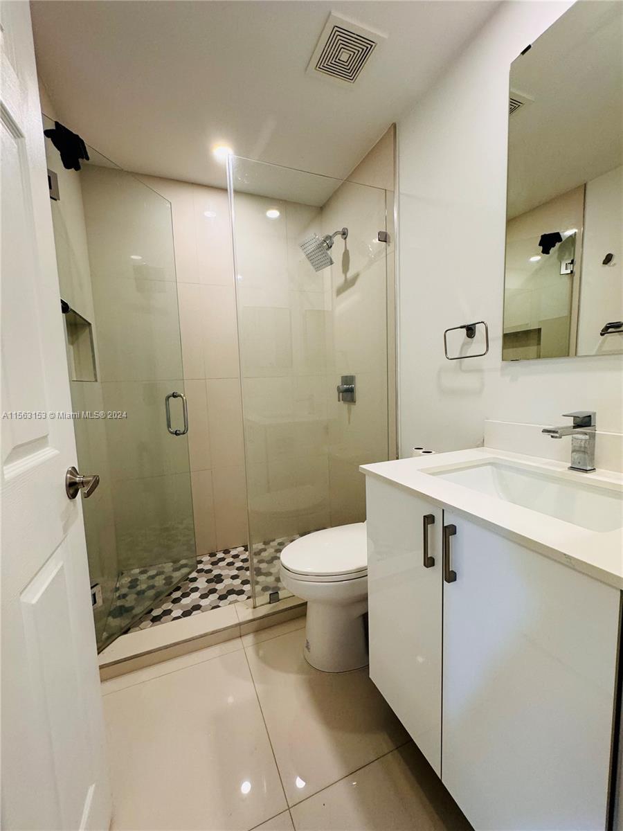 5081 NW 116th Ct, Doral, Florida 33178, 3 Bedrooms Bedrooms, ,2 BathroomsBathrooms,Residentiallease,For Rent,5081 NW 116th Ct,A11563153