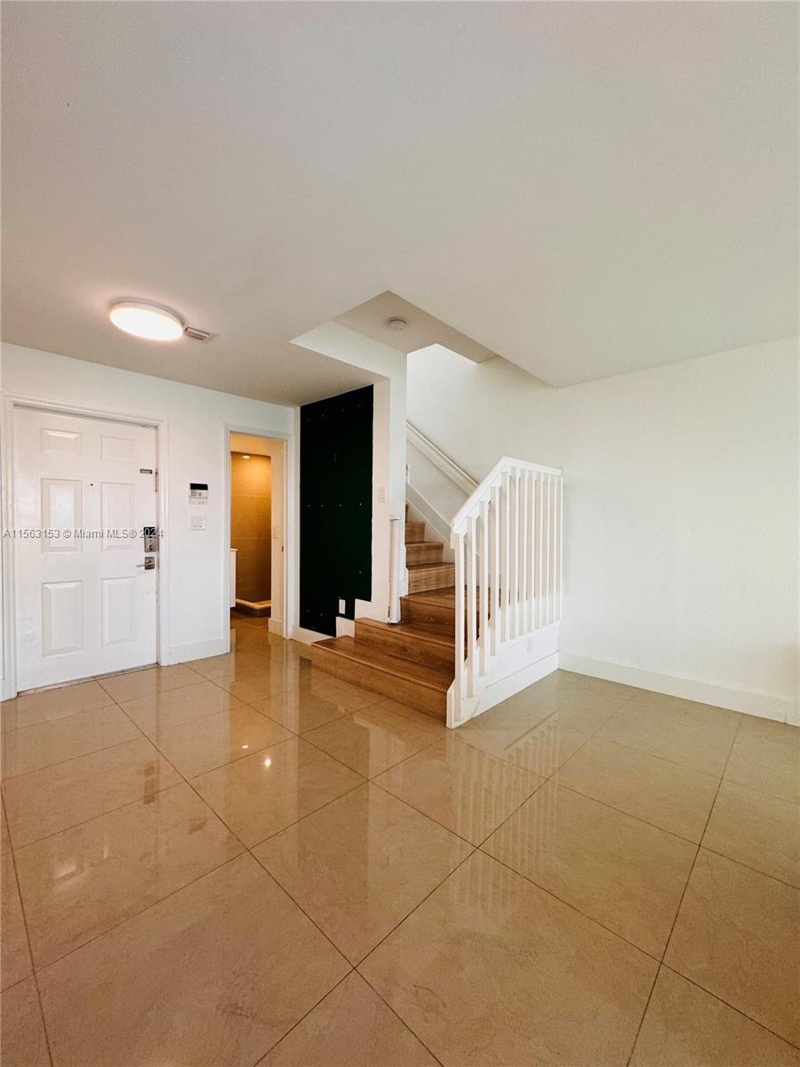 5081 NW 116th Ct, Doral, Florida 33178, 3 Bedrooms Bedrooms, ,2 BathroomsBathrooms,Residentiallease,For Rent,5081 NW 116th Ct,A11563153