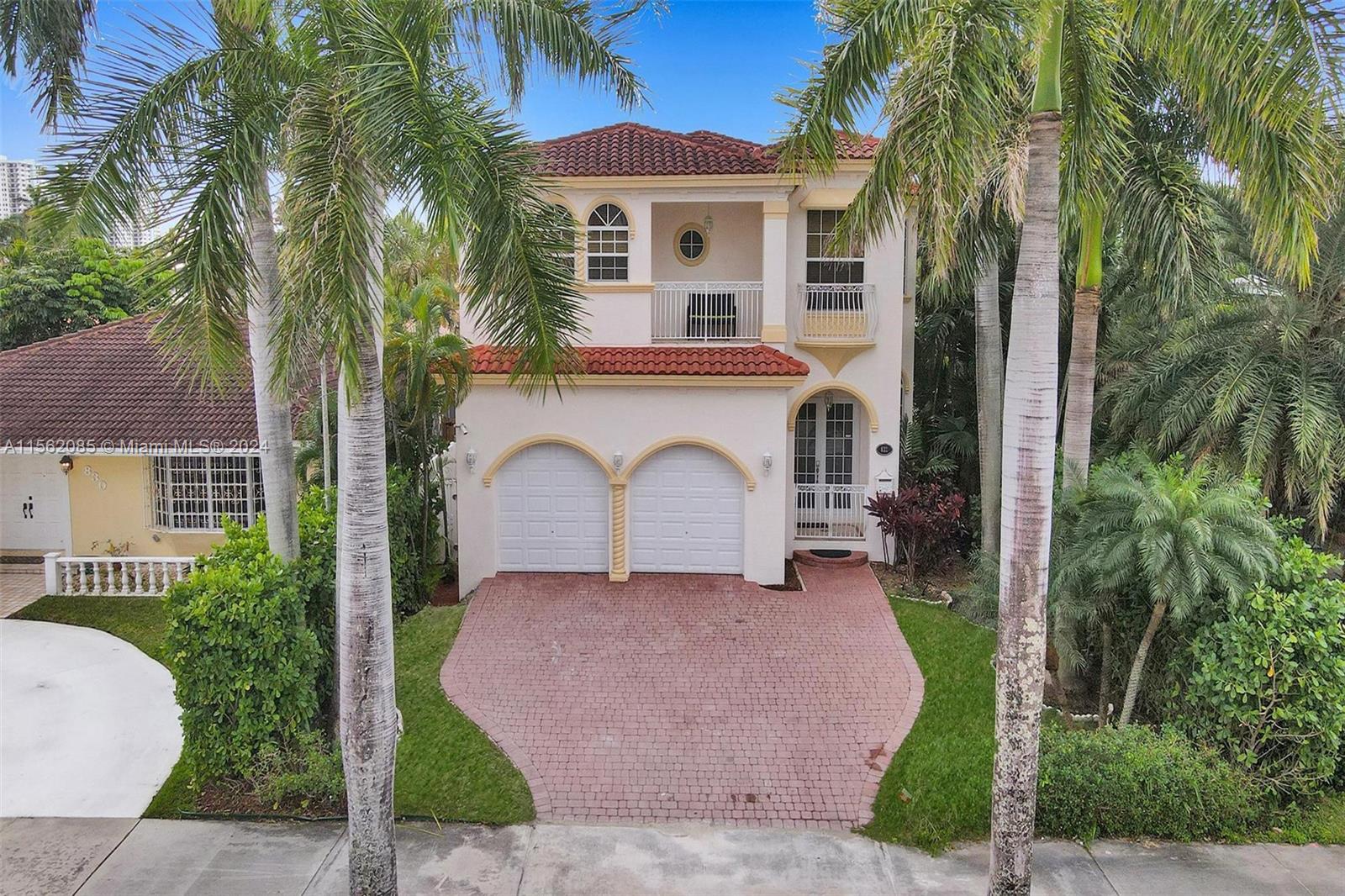 832 Hollywood Blvd 832, Hollywood, Florida 33019, 4 Bedrooms Bedrooms, ,5 BathroomsBathrooms,Residentiallease,For Rent,832 Hollywood Blvd 832,A11562085