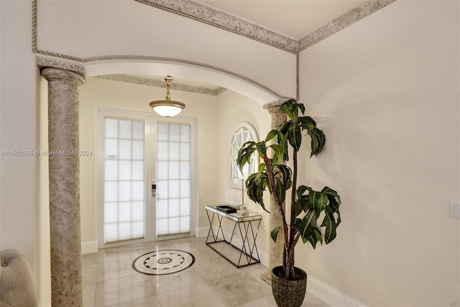 832 Hollywood Blvd 832, Hollywood, Florida 33019, 4 Bedrooms Bedrooms, ,5 BathroomsBathrooms,Residentiallease,For Rent,832 Hollywood Blvd 832,A11562085