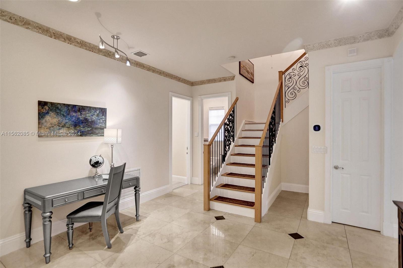 832 Hollywood Blvd 832, Hollywood, Florida 33019, 4 Bedrooms Bedrooms, ,5 BathroomsBathrooms,Residentiallease,For Rent,832 Hollywood Blvd 832,A11562085