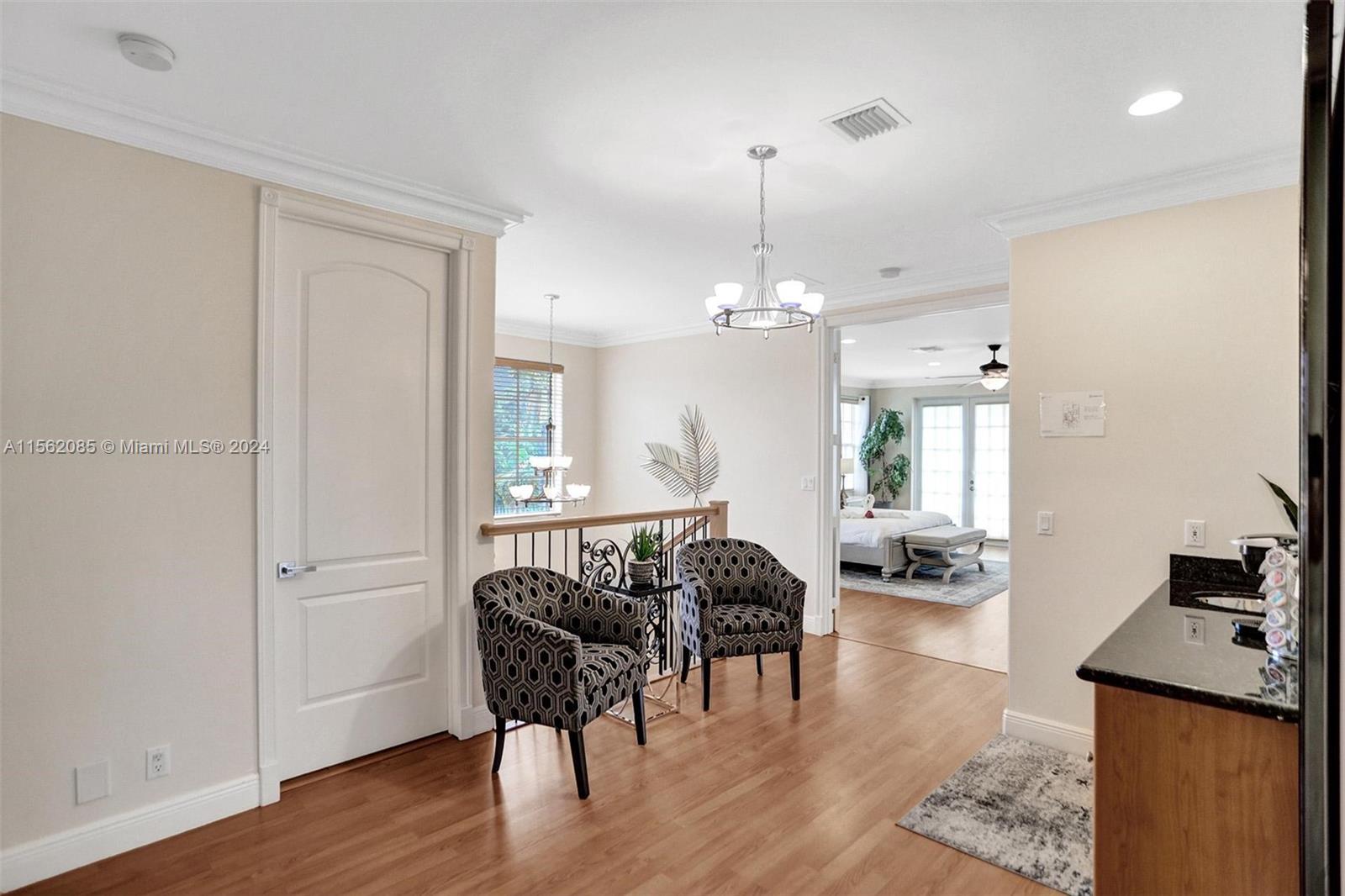 832 Hollywood Blvd 832, Hollywood, Florida 33019, 4 Bedrooms Bedrooms, ,5 BathroomsBathrooms,Residentiallease,For Rent,832 Hollywood Blvd 832,A11562085