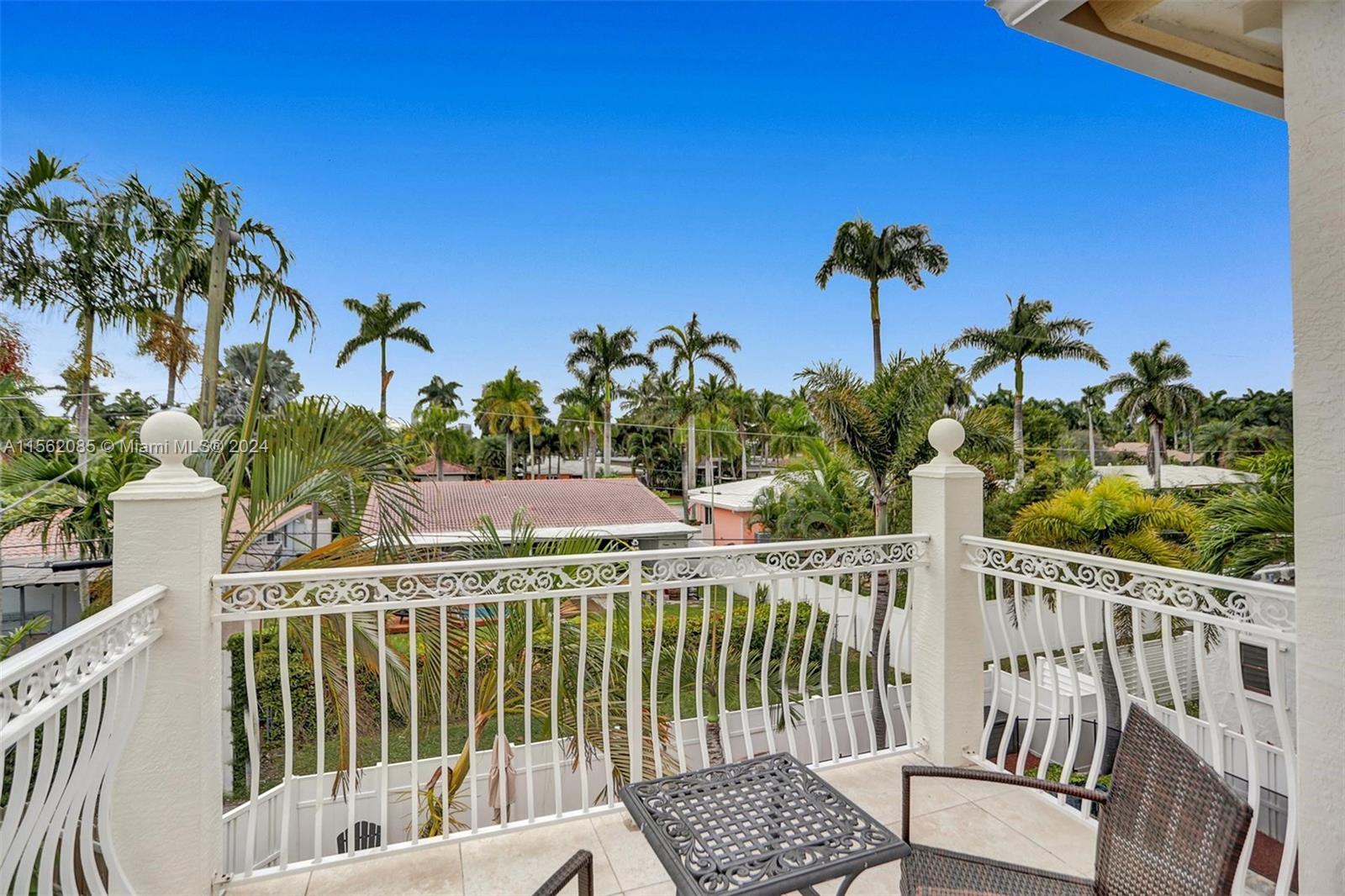 832 Hollywood Blvd 832, Hollywood, Florida 33019, 4 Bedrooms Bedrooms, ,5 BathroomsBathrooms,Residentiallease,For Rent,832 Hollywood Blvd 832,A11562085