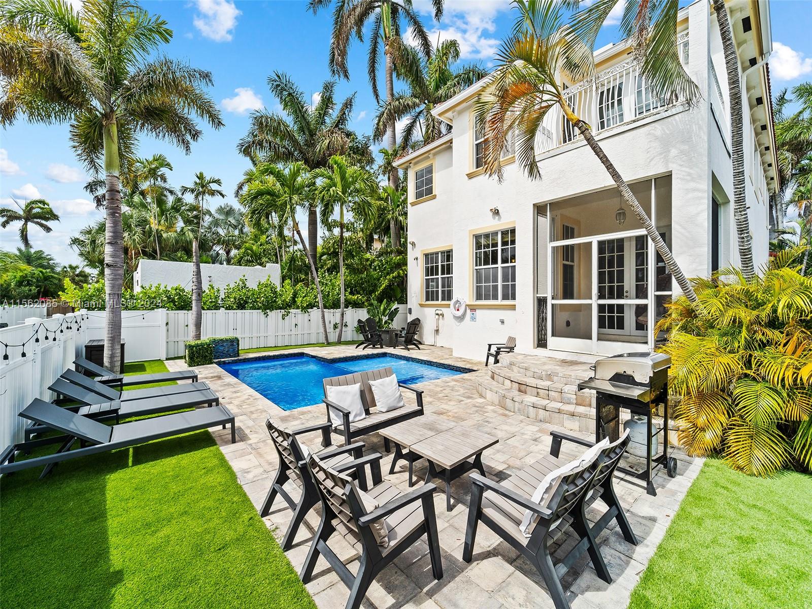 832 Hollywood Blvd 832, Hollywood, Florida 33019, 4 Bedrooms Bedrooms, ,5 BathroomsBathrooms,Residentiallease,For Rent,832 Hollywood Blvd 832,A11562085