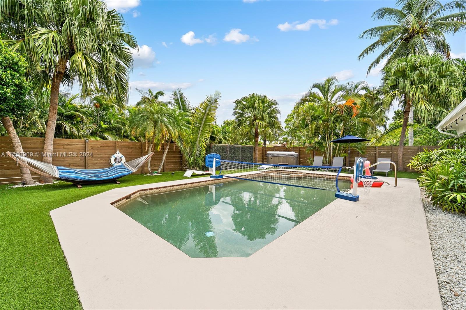 1305 Dewey St 1305, Hollywood, Florida 33019, 4 Bedrooms Bedrooms, ,3 BathroomsBathrooms,Residentiallease,For Rent,1305 Dewey St 1305,A11560909