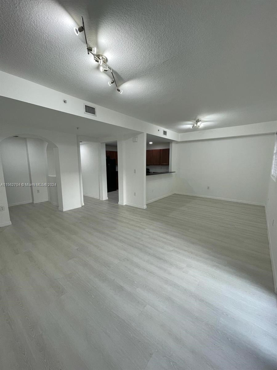 Doral, Florida 33178, 3 Bedrooms Bedrooms, ,2 BathroomsBathrooms,Residentiallease,For Rent,A11562704