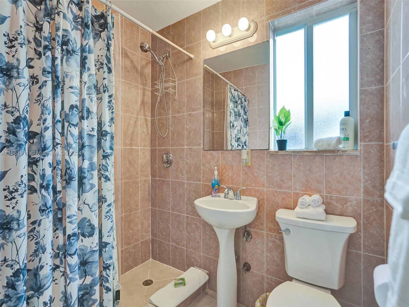 Studio Bathroom
