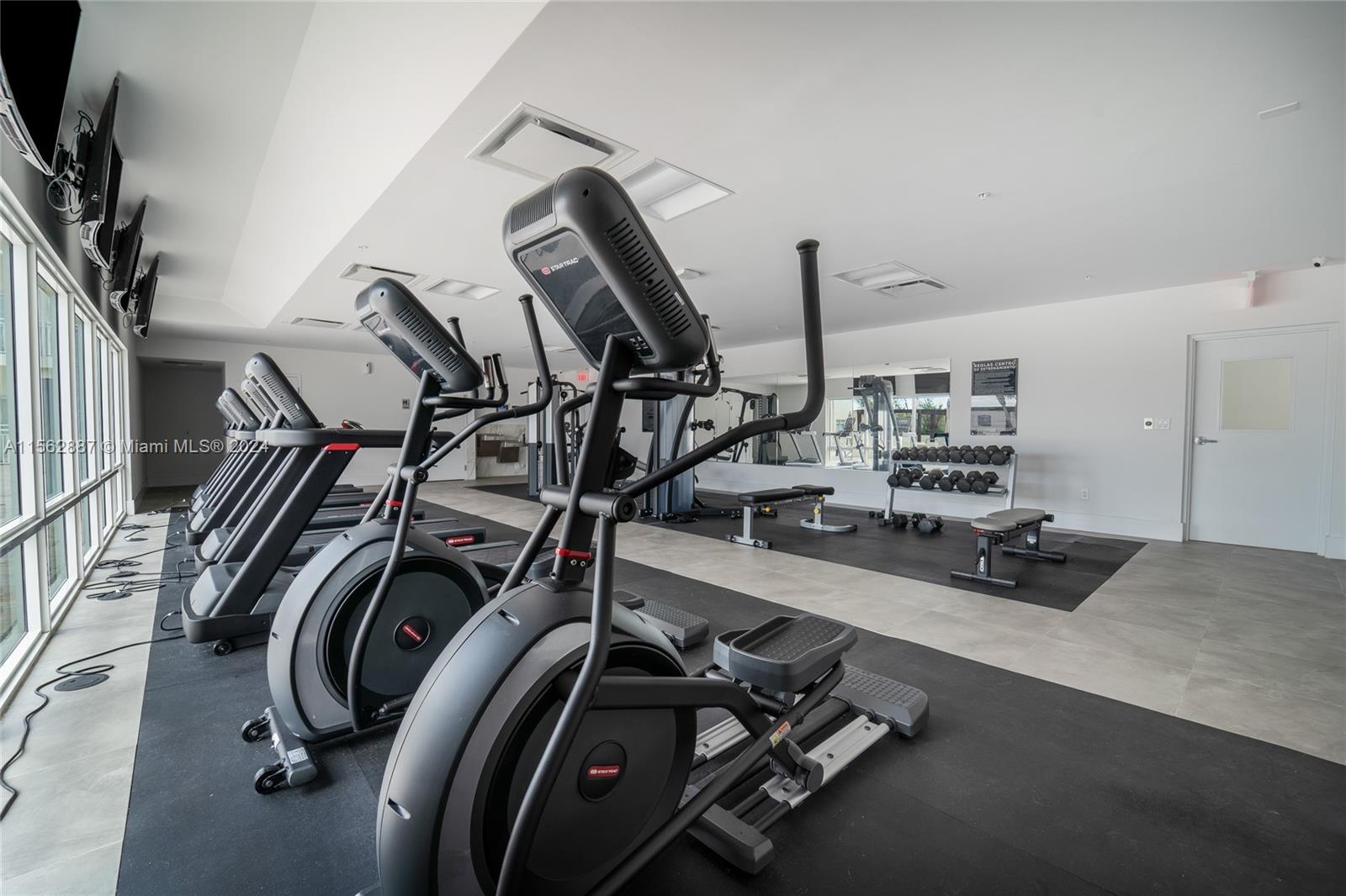 10950 NW 82nd St 413, Doral, Florida 33178, 2 Bedrooms Bedrooms, ,2 BathroomsBathrooms,Residential,For Sale,10950 NW 82nd St 413,A11562887