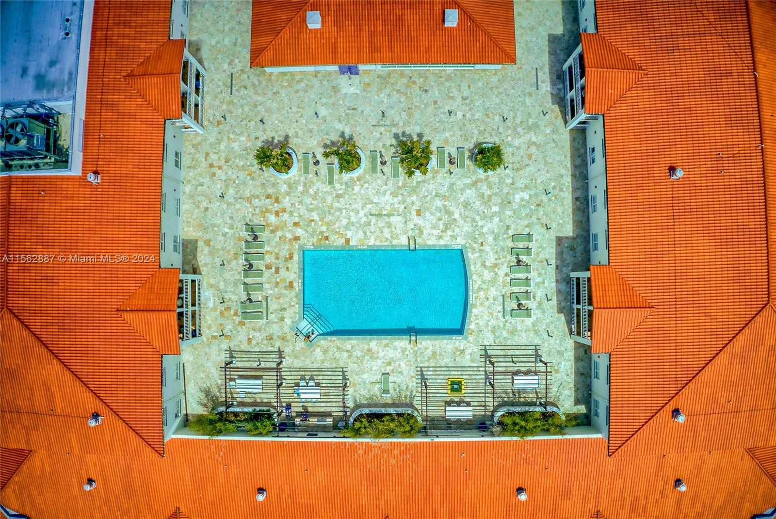 10950 NW 82nd St 413, Doral, Florida 33178, 2 Bedrooms Bedrooms, ,2 BathroomsBathrooms,Residential,For Sale,10950 NW 82nd St 413,A11562887