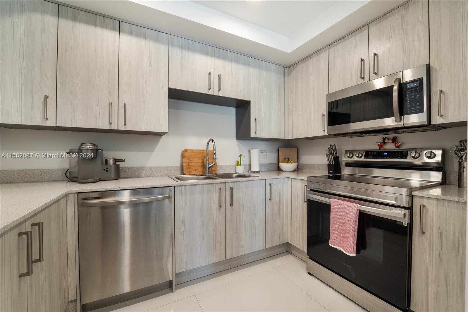 10950 NW 82nd St 413, Doral, Florida 33178, 2 Bedrooms Bedrooms, ,2 BathroomsBathrooms,Residential,For Sale,10950 NW 82nd St 413,A11562887