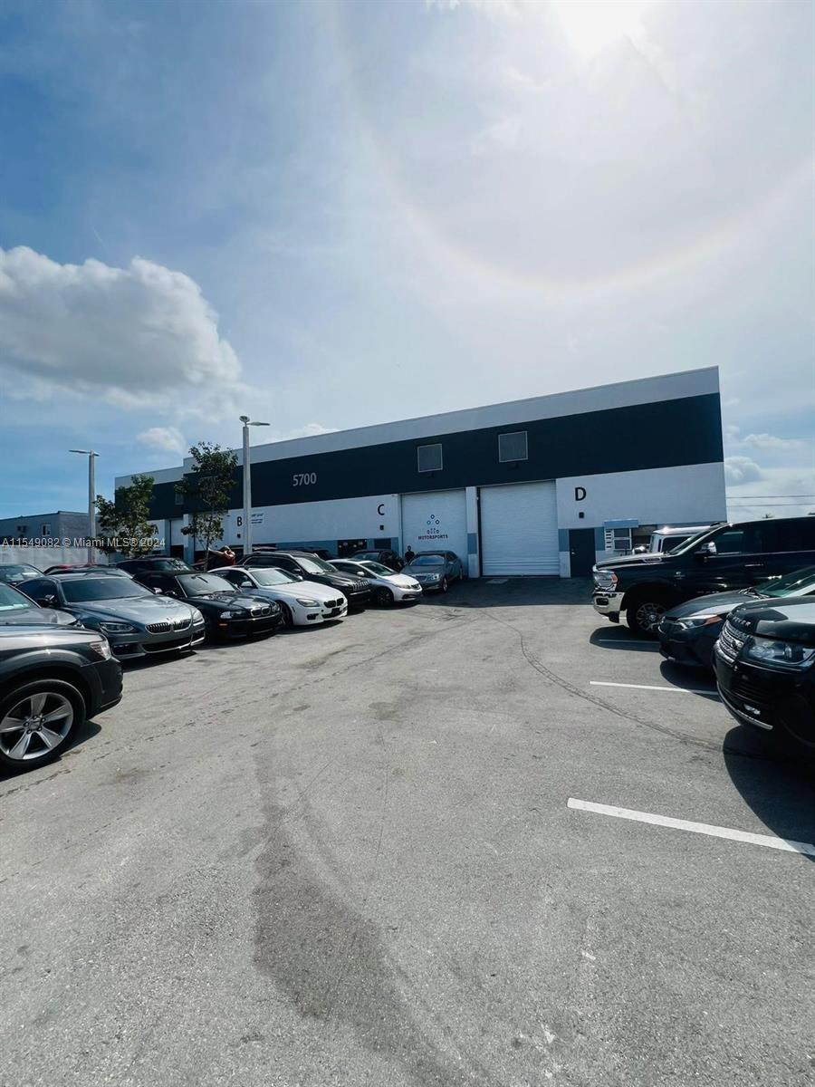 West Park, Florida 33023, ,Businessopportunity,For Sale,A11549082