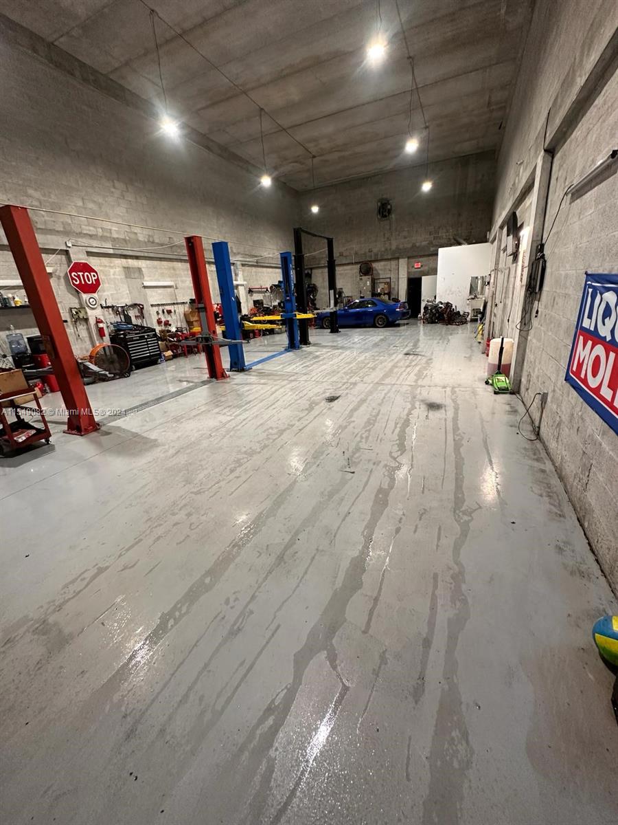West Park, Florida 33023, ,Businessopportunity,For Sale,A11549082