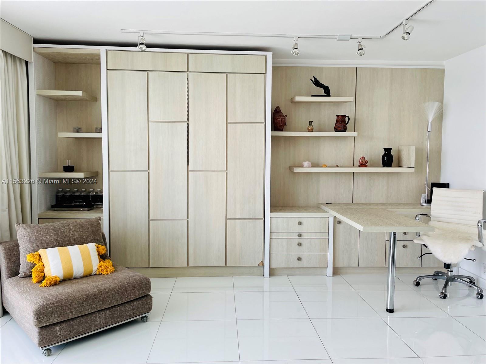 1000 West Ave. 812, Miami Beach, Florida 33139, ,1 BathroomBathrooms,Residential,For Sale,1000 West Ave. 812,A11563226