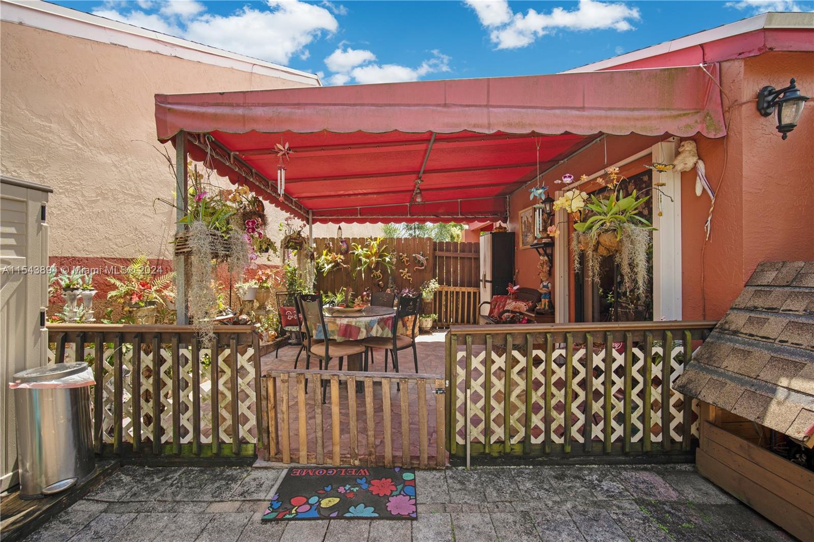 8821 SW 22nd St, Miramar, Florida 33025, 3 Bedrooms Bedrooms, ,2 BathroomsBathrooms,Residential,For Sale,8821 SW 22nd St,A11543894
