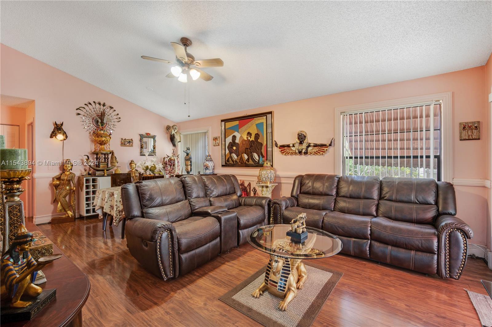 8821 SW 22nd St, Miramar, Florida 33025, 3 Bedrooms Bedrooms, ,2 BathroomsBathrooms,Residential,For Sale,8821 SW 22nd St,A11543894