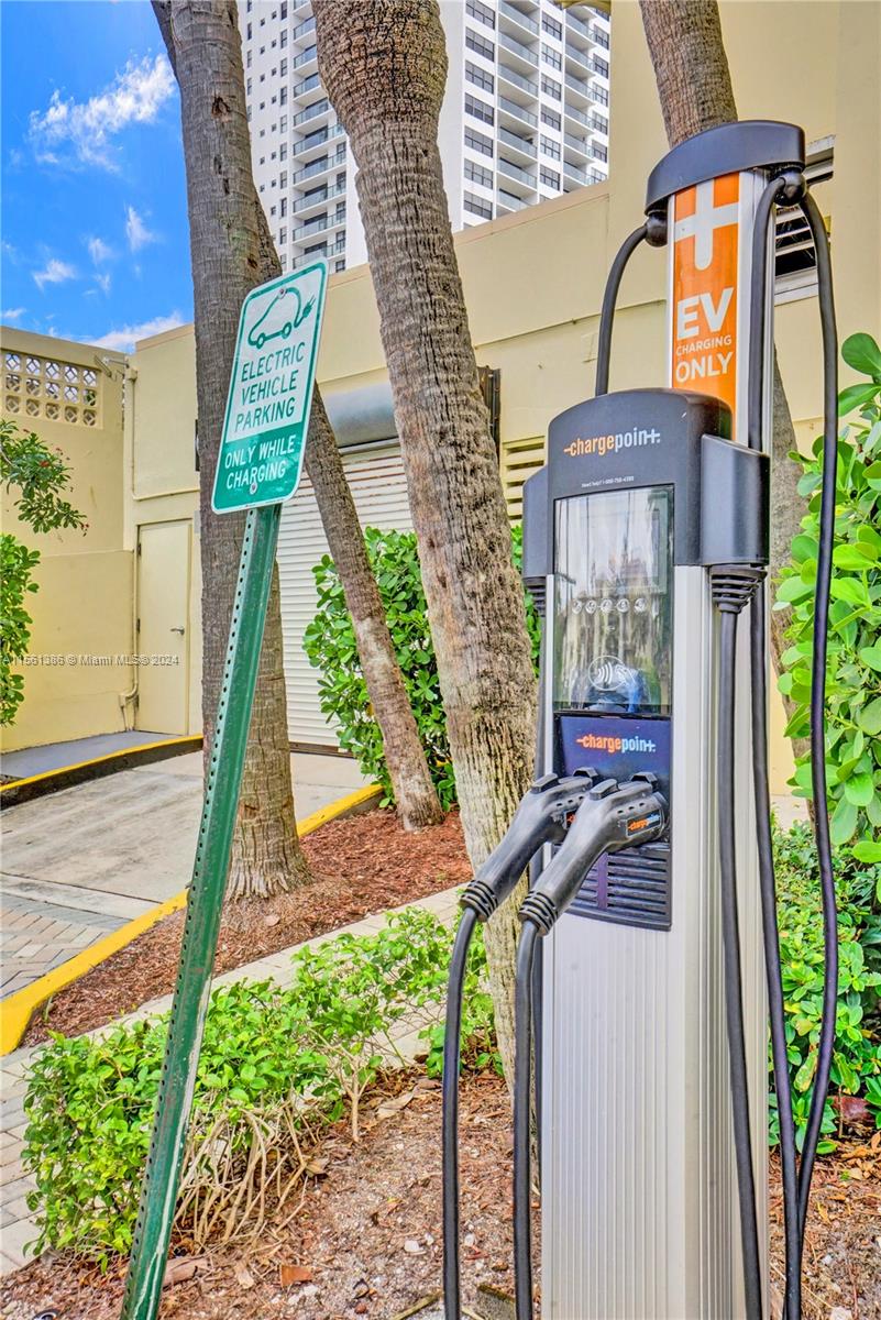 2501 S Ocean Dr 307, Hollywood, Florida 33019, 1 Bedroom Bedrooms, ,1 BathroomBathrooms,Residential,For Sale,2501 S Ocean Dr 307,A11561386