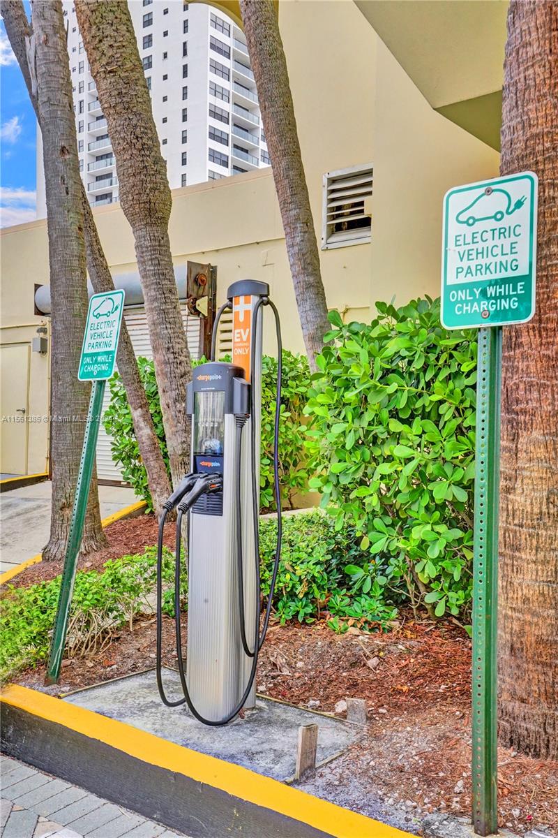 2501 S Ocean Dr 307, Hollywood, Florida 33019, 1 Bedroom Bedrooms, ,1 BathroomBathrooms,Residential,For Sale,2501 S Ocean Dr 307,A11561386